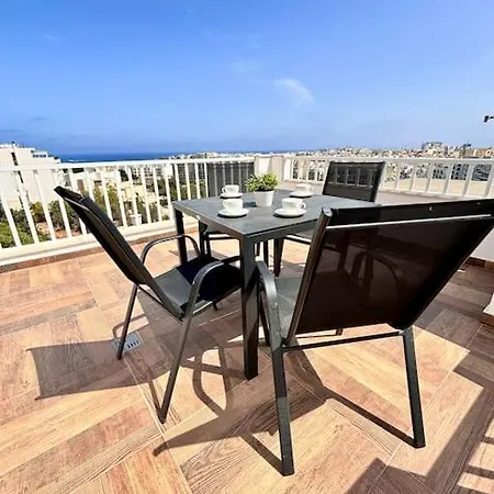 Elegant 2 Bedroom Penthouse St Julians Stj110 דירה Saint Julian's