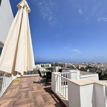 Elegant 2 Bedroom Penthouse St Julians Stj110 דירה *