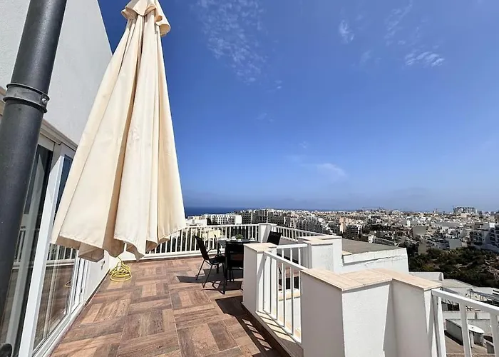 Elegant 2 Bedroom Penthouse St Julians Stj110 아파트 *