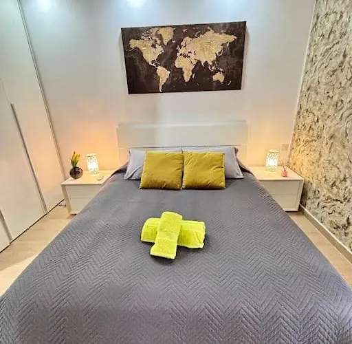 Elegant 2 Bedroom Penthouse St Julians Stj110 아파트