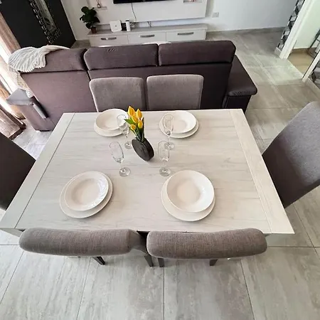 Elegant 2 Bedroom Penthouse St Julians Stj110 Lejlighed